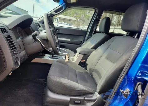 2011 Ford Escape Xlt z USA, uszkodzony, nr VIN 1FMCU0D70BKA03797